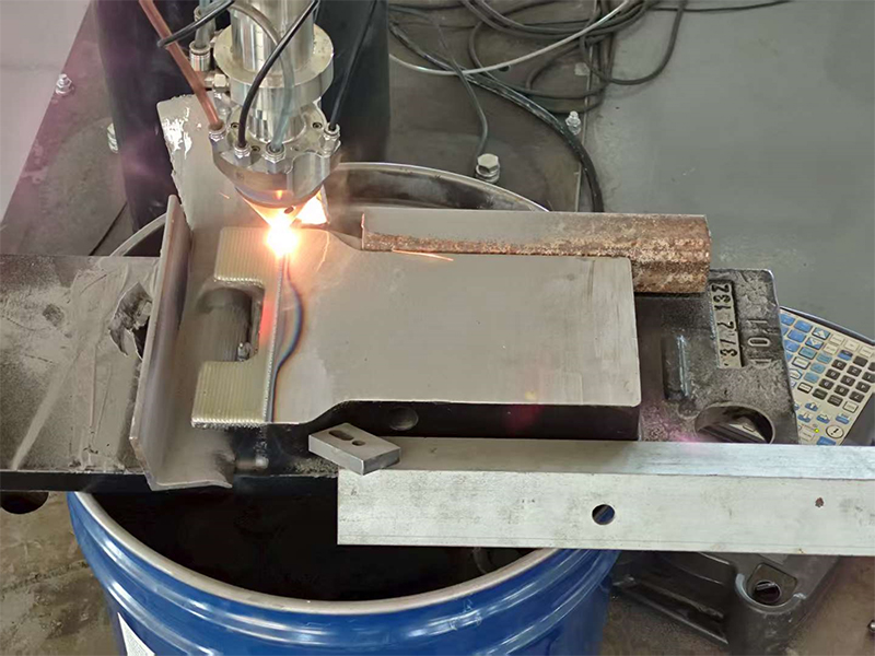 滑板激光熔覆修復加工優勢及加工流程